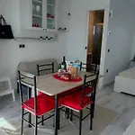 Apartament Red *